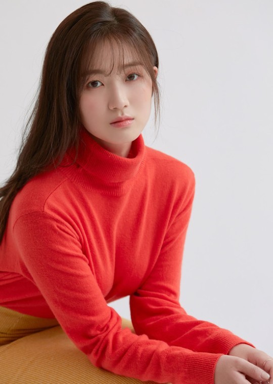 艺声x金惠允出演坐推土机的少女展开精锐刑警与热血少女的故事