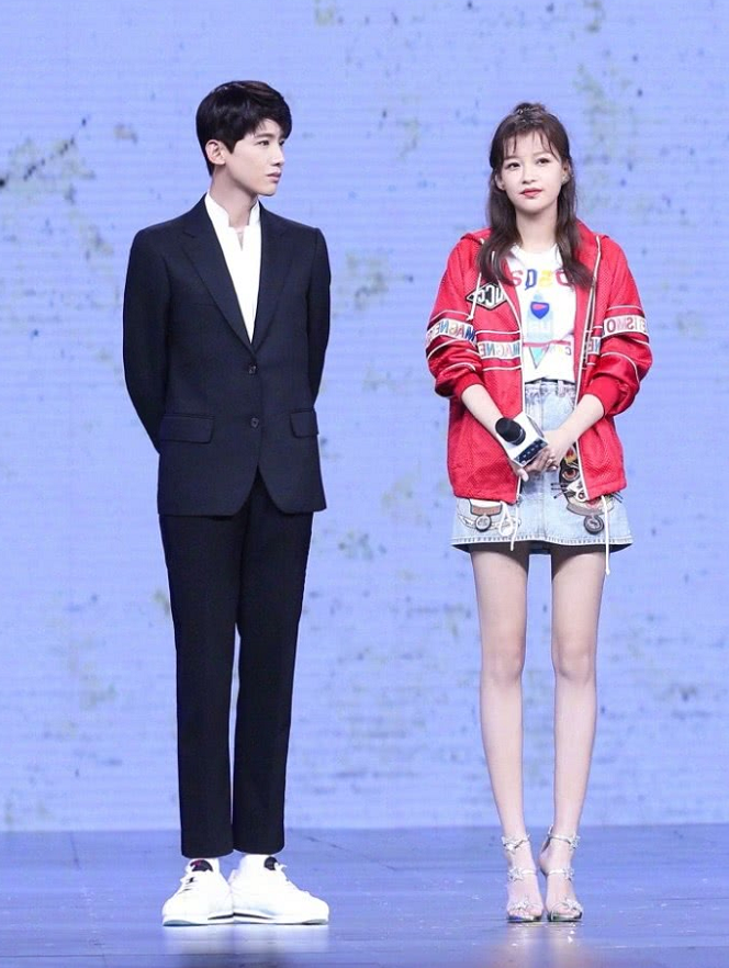 孙怡和183白敬亭同框,看到两人的腰线对比,女生看了都要崩溃