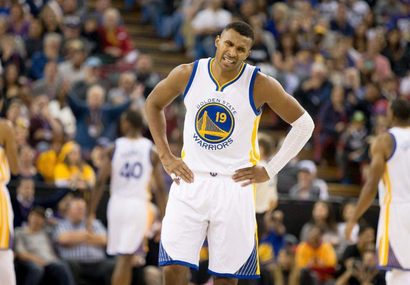 巴博萨在采访时被曝自己是在3月份感染病毒的,当时一有症状就接受了