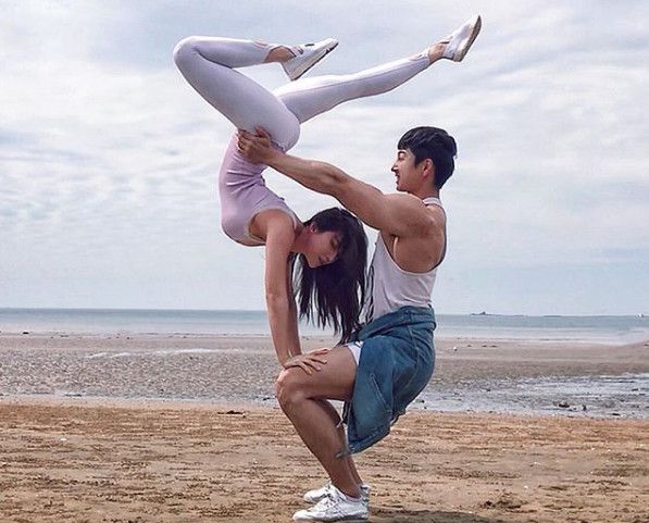 健身圈里的情侣,颜值高身材好,虐哭单身狗