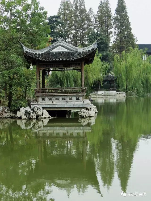 在水一方思伊人从南京愚园一瞥的配乐说起