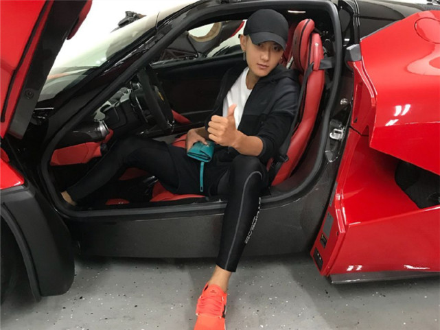 吴亦凡黄子韬王一博的座驾真不是一个档次