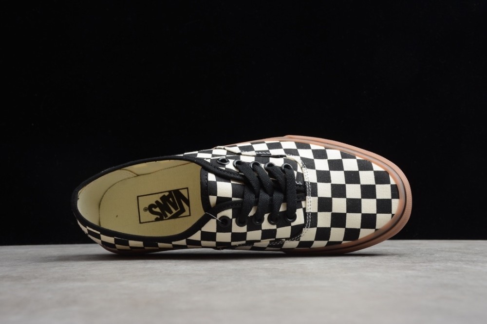 万斯低帮 aut 生胶棋盘格子 vans authentic 帆布鞋