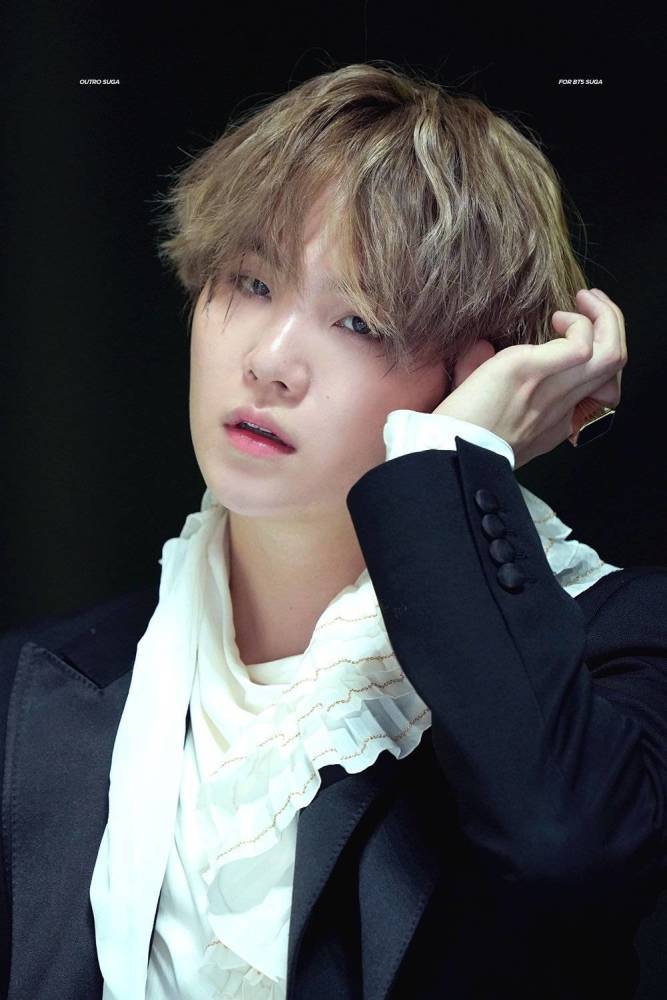 韩流再现"神仙"五月,泰妍伯贤相继回归,iu搭档闵玧其,"神仙打架"