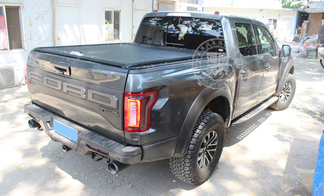 福特猛禽后箱改装实拍,气质这块儿捏的死死的!