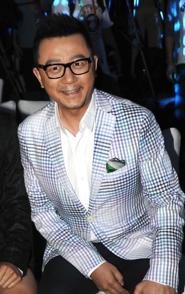 郭涛书中分享打女人经历 好爸爸人设翻车?