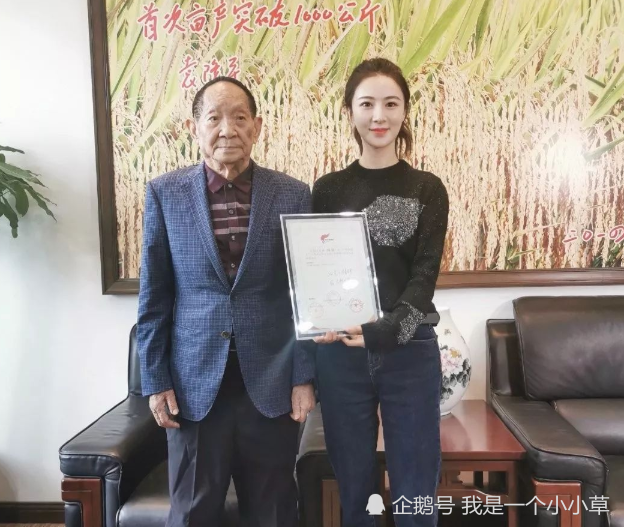 所有人都在刷薇娅的时候李佳琦停播了微博发言刺痛人心