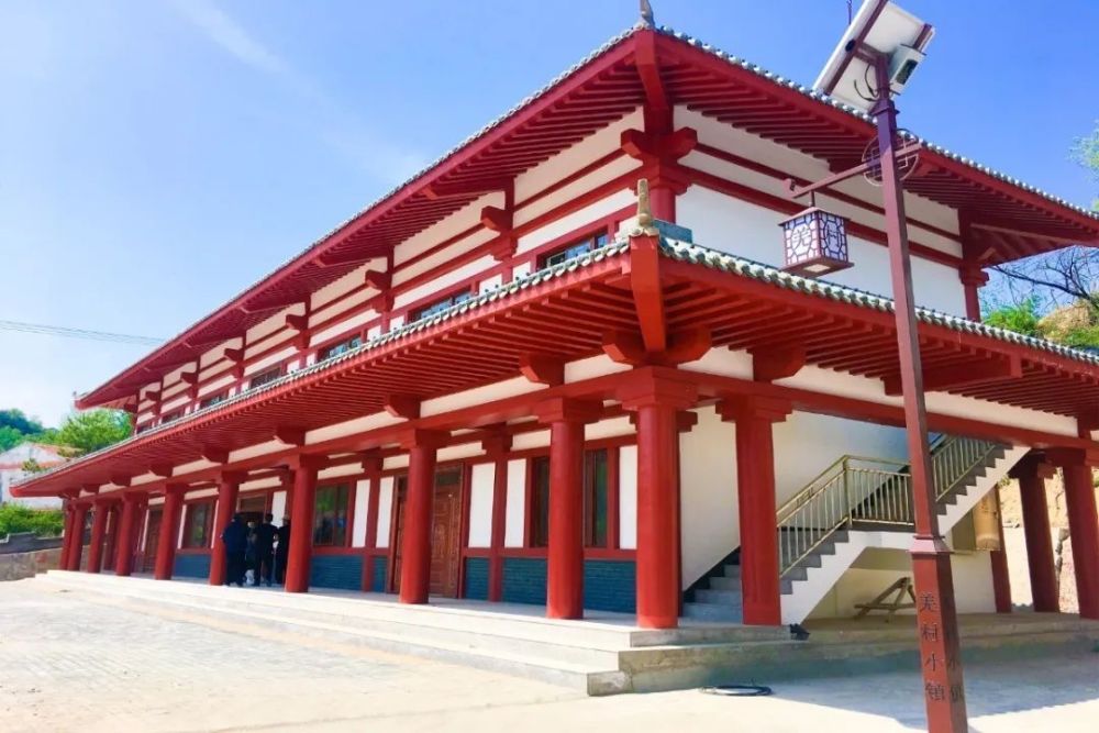 5km)人文類石泓寺(位於直羅鎮藥埠頭村附近,距縣城46km)太和山(位於