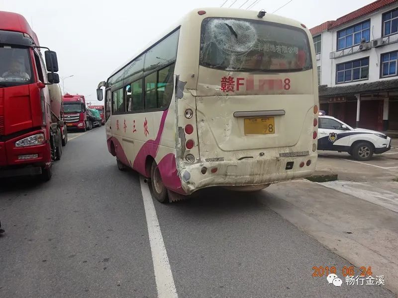 客车交通事故典型案例 金溪县道路交通事故