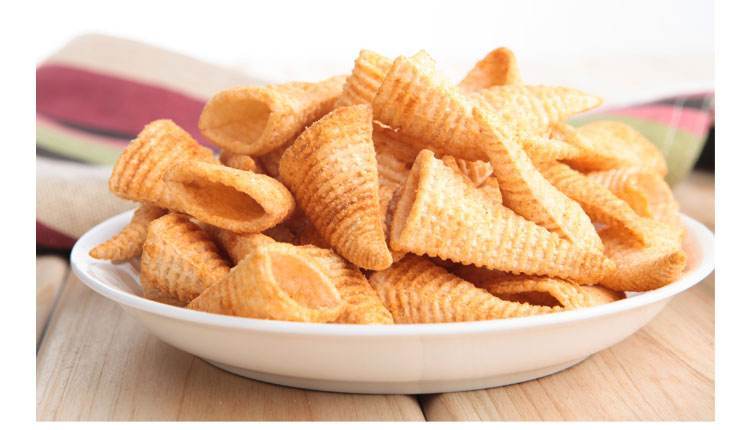 的时候,总会看到货架上有很多干脆面和妙脆角等一些带有脆子的零食