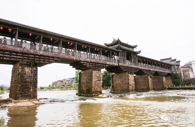 古城廊桥双龙饮川