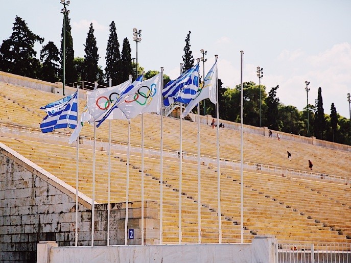 希腊为了守护世界的和平为了贯彻爱与正义燃烧吧我的小宇宙