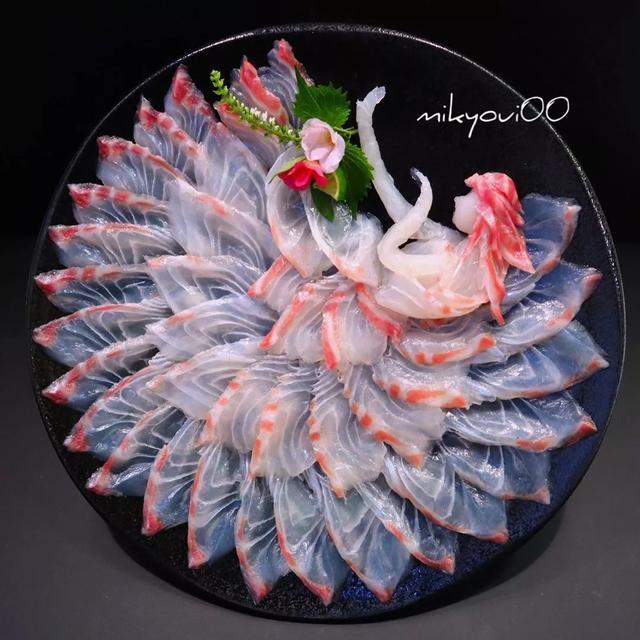 日本"刺身"艺术家大师,吸引数万人围观,用少女形象摆盘!