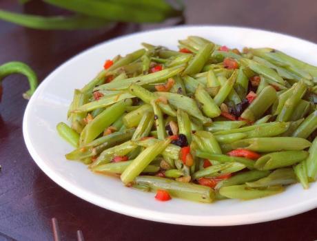 空心菜老梗扔了浪费教你做成开胃小菜2分钟就出锅脆爽好吃