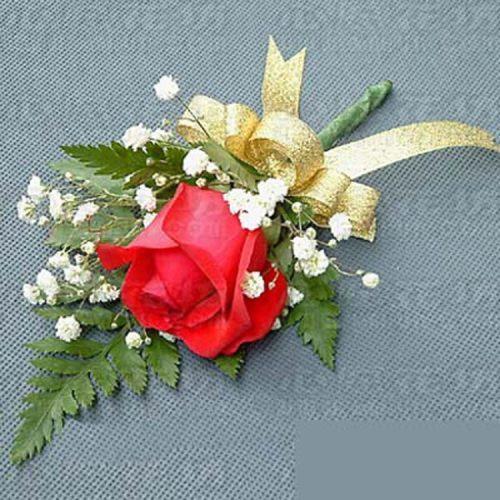 胸花戴的好 能为您增色不少 这些胸花搭配的技巧 了解一下 结婚 服装 胸花 搭配 上衣