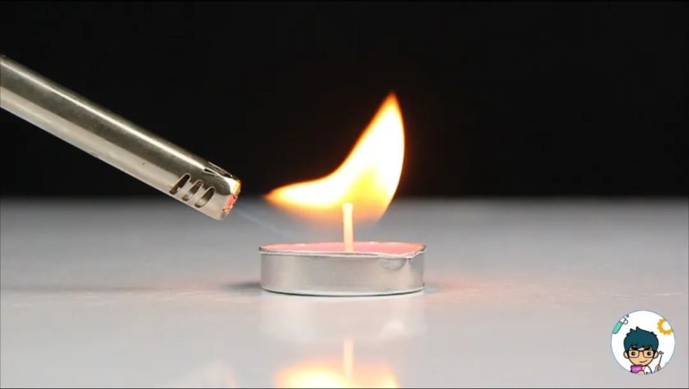 铁勺,蜡烛材    料视    频大潘:做个实验,来看看什么叫做死灰复燃吧