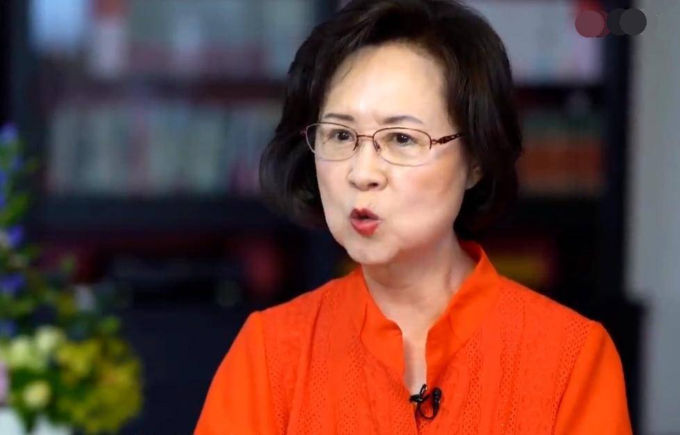 窗外让琼瑶一举成名却害惨了老师蒋仁