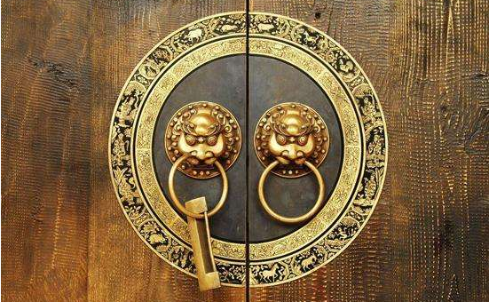 铺首兽面衔环辟不祥