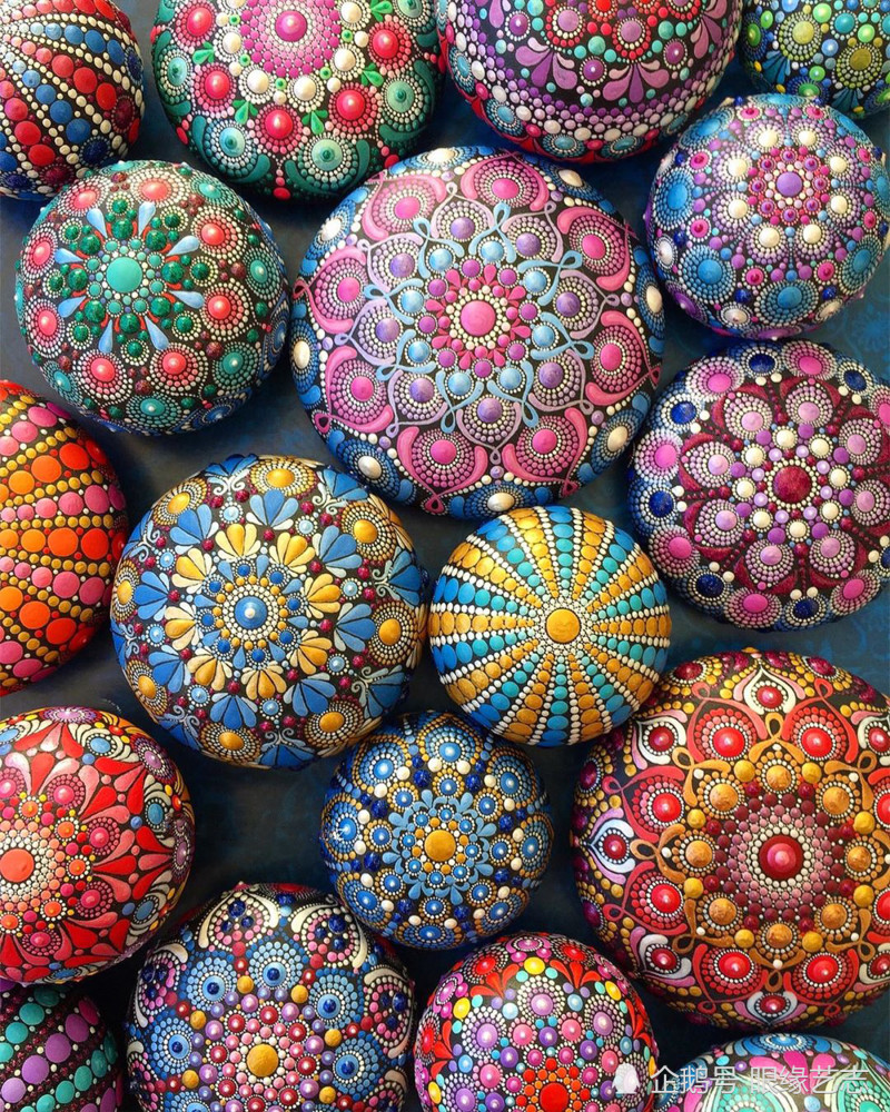曼陀罗波点彩绘:当色彩在中心炸裂,开启一场未知的自我探索