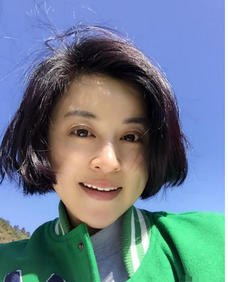 在《还珠格格》以后,刘芳毓也曾经出演过很多作品《闪婚》,《媳妇是