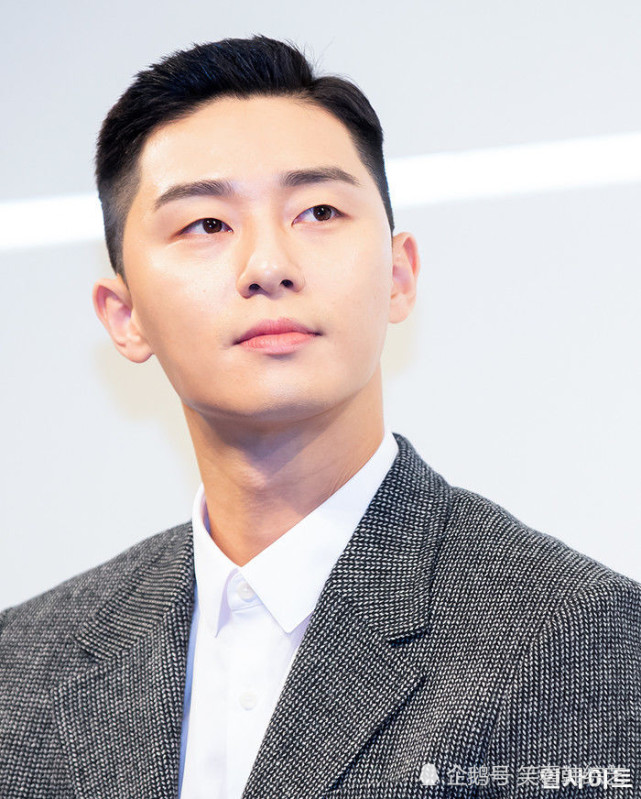 朴叙俊对好友peakboy出演综艺节目激动不已并留下了长篇信息