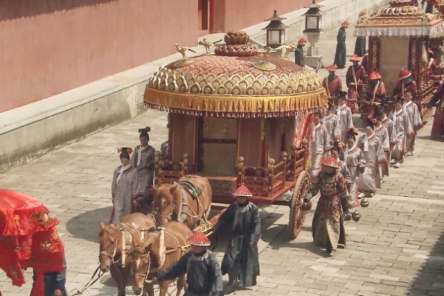 图片:乾隆下江南剧照然而,康熙却早在几百年前就对微服私访这事有先见