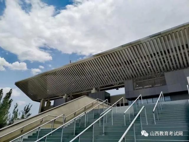 每日一校太原學院