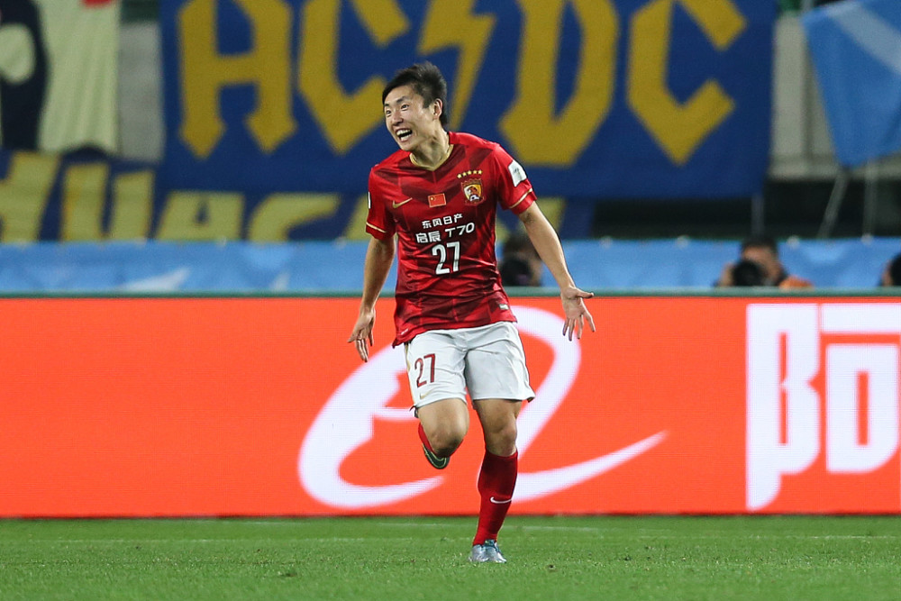 奶爸郑龙打天津任意球破门印象最深带娃辛苦也乐在其中