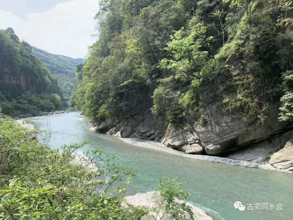 古蔺县马蹄镇发现绝美河景!