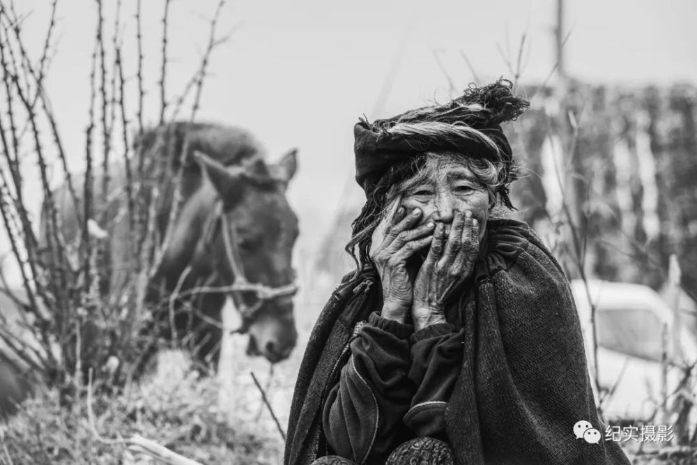 廖国平:集市上的他与她