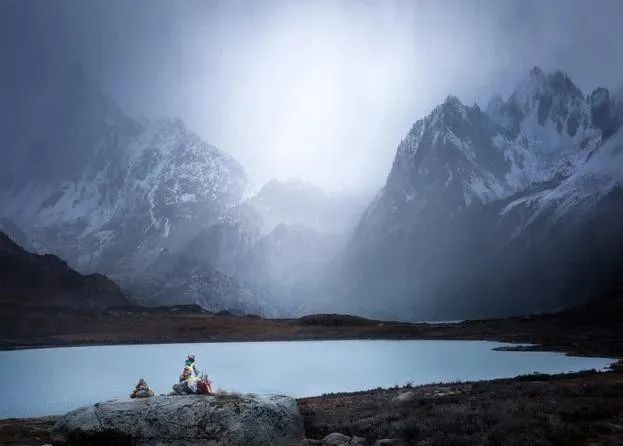 诗佛王维的名句行至水穷处坐看云起时体现何种禅境