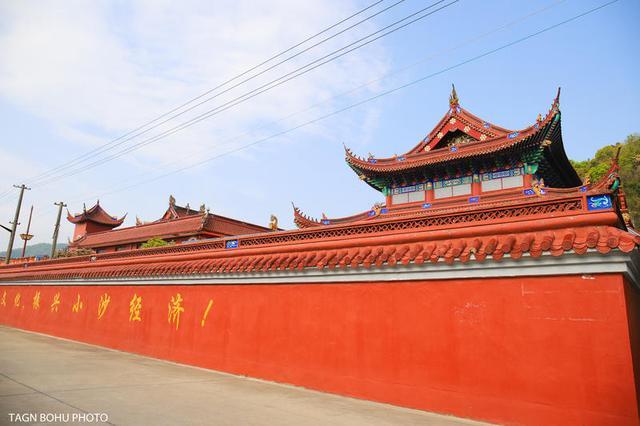 小沙大庙原来是缪公祠"菩萨"是三百年前定海的知县缪燧.