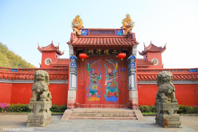 小沙大庙原来是缪公祠"菩萨"是三百年前定海的知县缪燧.