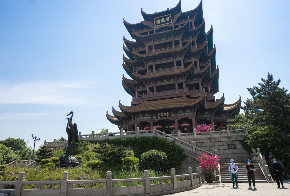 湖北鼓励职工周五下午与双休日外出旅游