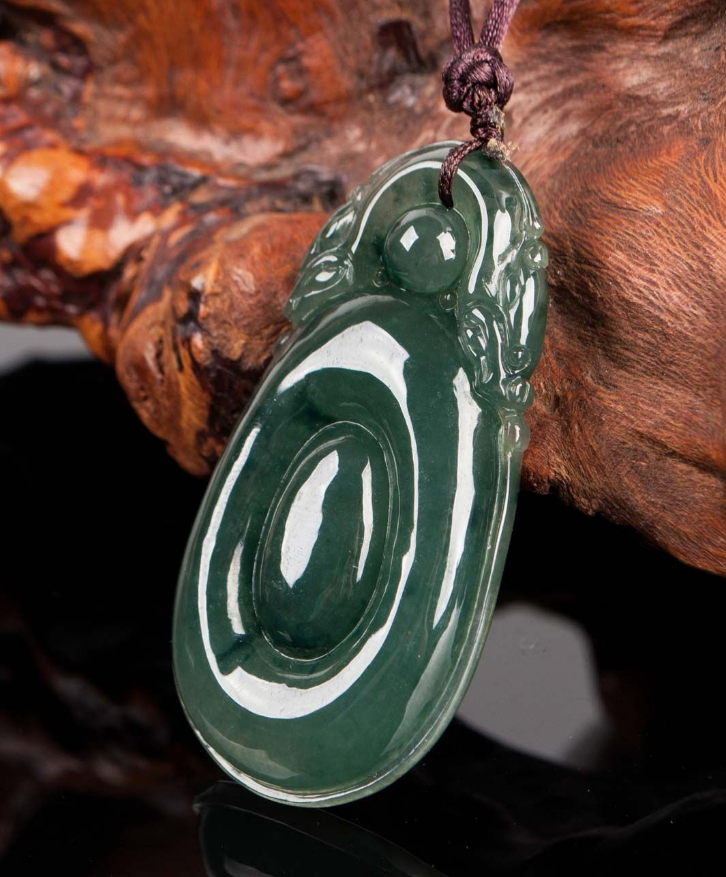 油青种翡翠已经成了市场新宠,你还在嫌弃它档次不够高?