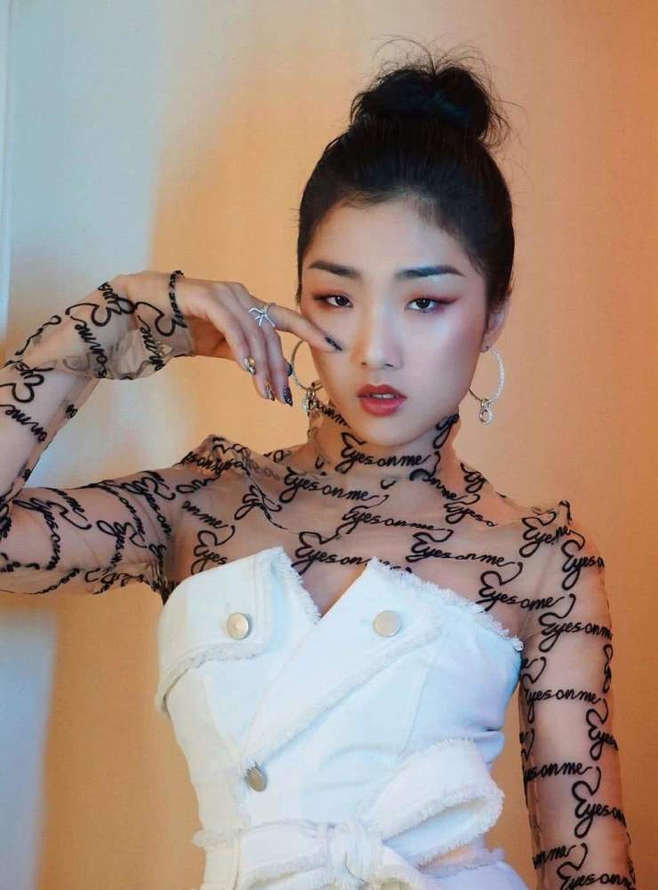 yamy|玲花老公的好友发声：艺人是产品，说Yamy丑是为让她有自知之明