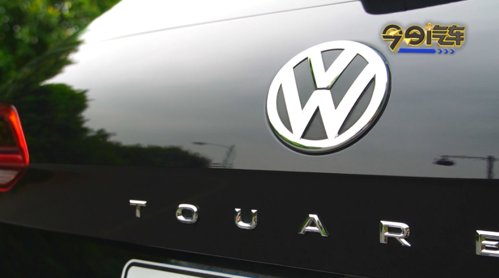 带字母的大众来啦进口大众途锐30tsi锐锋版就问你怕不怕
