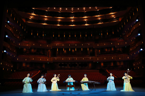 上海大剧院暂别舞台100天特别放送:想念剧场,想回娘家