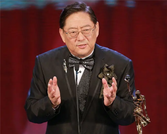 片,捏碎鸡蛋的画面记忆至今|成龙|刘忠良|萧如风|黄正利|鹰爪铁布衫