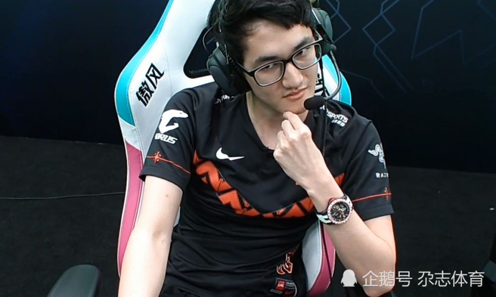 不经意间透出的奢华 karsa决赛佩戴手表全球限量8枚 价值160万