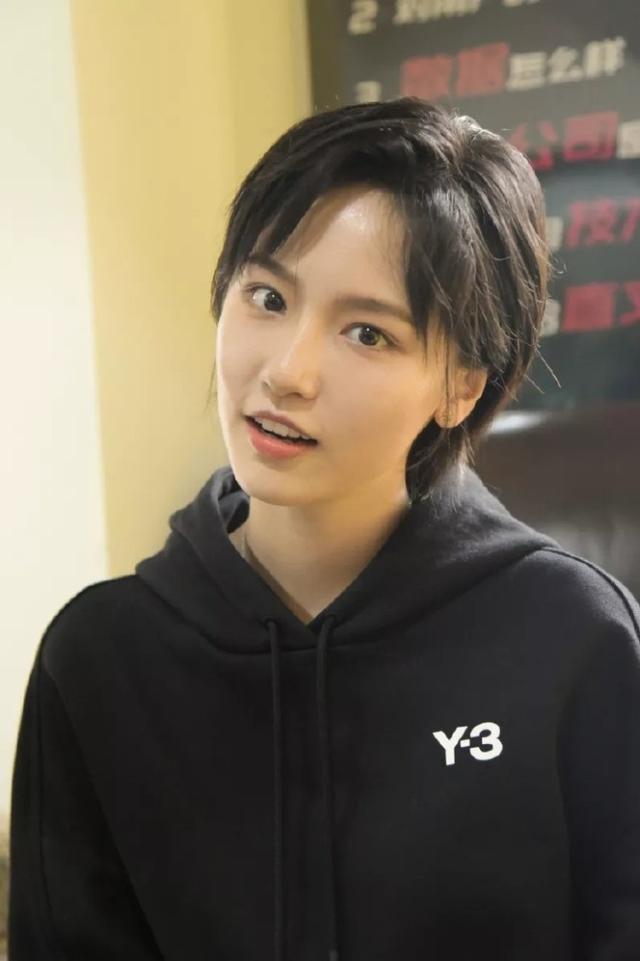 赵海棠斗鱼首秀有多火成果捧场小团团捧场张伟不吃醋