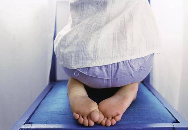 "跪坐"你听过吗?每天坚持10分钟,这4个好处可能会找到你