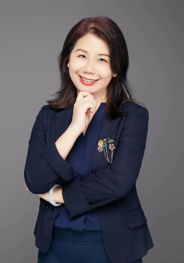 近日,三亚亚龙湾喜来登度假酒店正式任命郭慧群女士为市场销售总监.