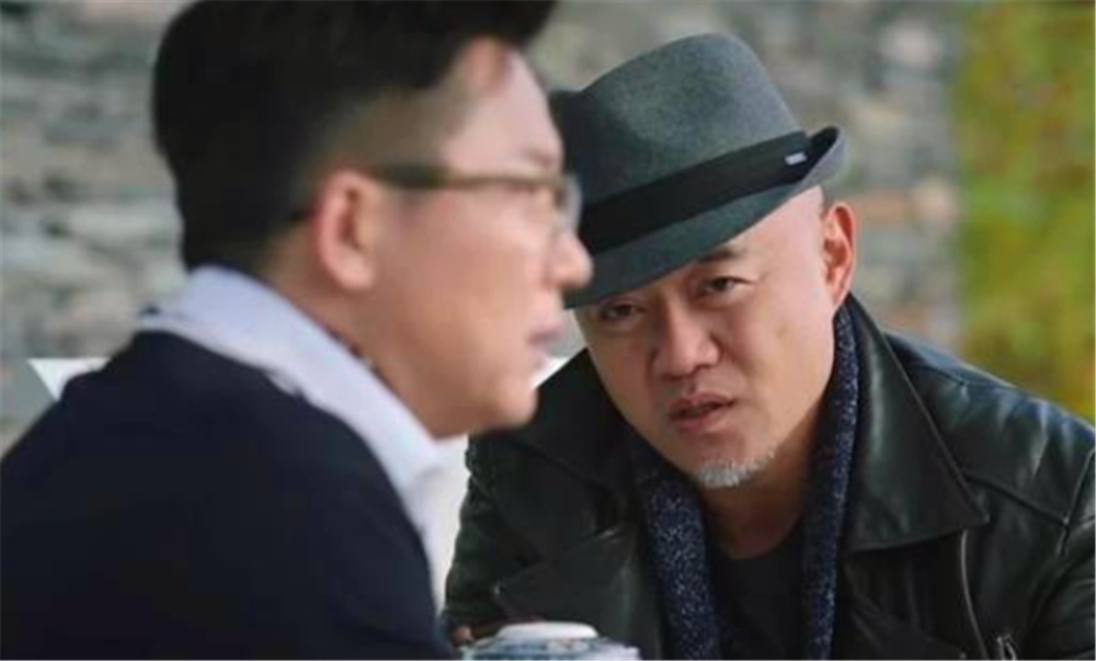 《猎狐》唐洪经常偷偷从柜台支钱,王柏林真知道吗?他俩最终闹翻了吗?