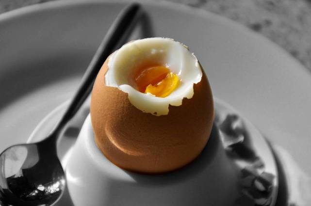 每天早上吃一个水煮蛋 坚持吃一个月 这4个好处唾手可得 鸡蛋 营养 早餐 鸡蛋黄