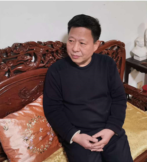 师从岛城孙国枫,李逸云先生.