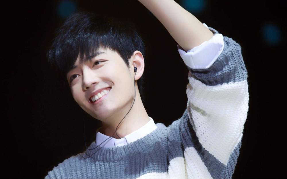 追星族|从“追星族”到“饭圈”，有什么差别？该倡导什么样的追星文化？