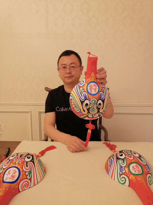 秦东魁:让非物质文化遗产闪烁多彩光芒