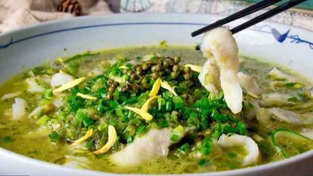 青花椒和红花椒 买哪种 不懂别乱用 大厨教你区别 菜肴味更香 腾讯新闻