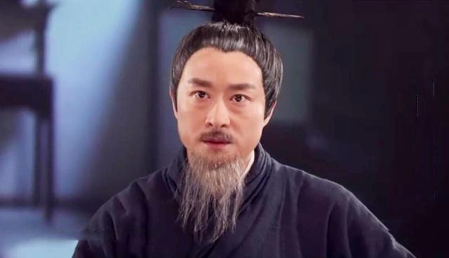 陶渊明|“白头搔更短”中的“短”是何意？许多人都理解错了